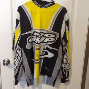 Vintage Men's Pro Grip Long Sleeve Shirt Large Yellow and Black